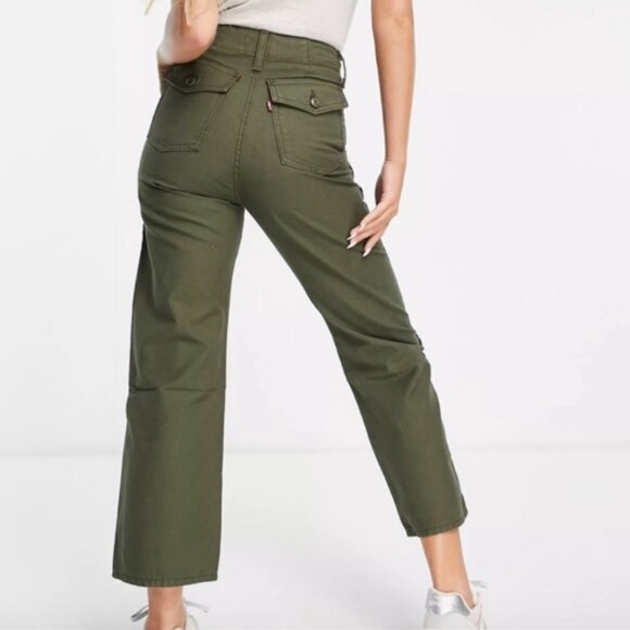 Levi's Ribcage Straight Utility Pants Green NWT - Picture 5 of 7